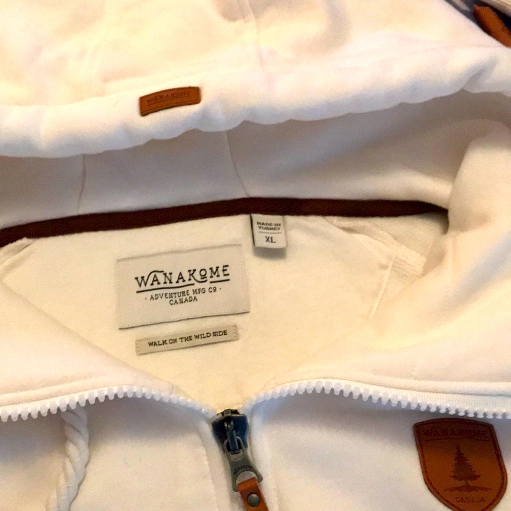 Wanakome Hera Ivory Full-zip Hoodie. size XL